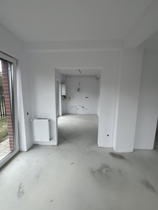 Spațiu Comercial de 78 mp + 118 mp grădină zona Tudor Vladimirescu 