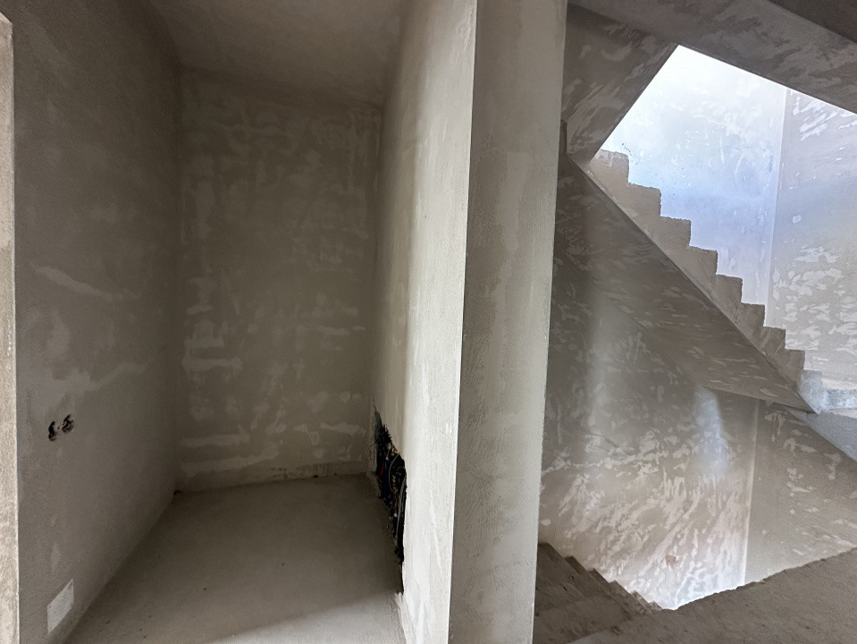 Duplex modern cu terasa circulara l Strada Tautiului 