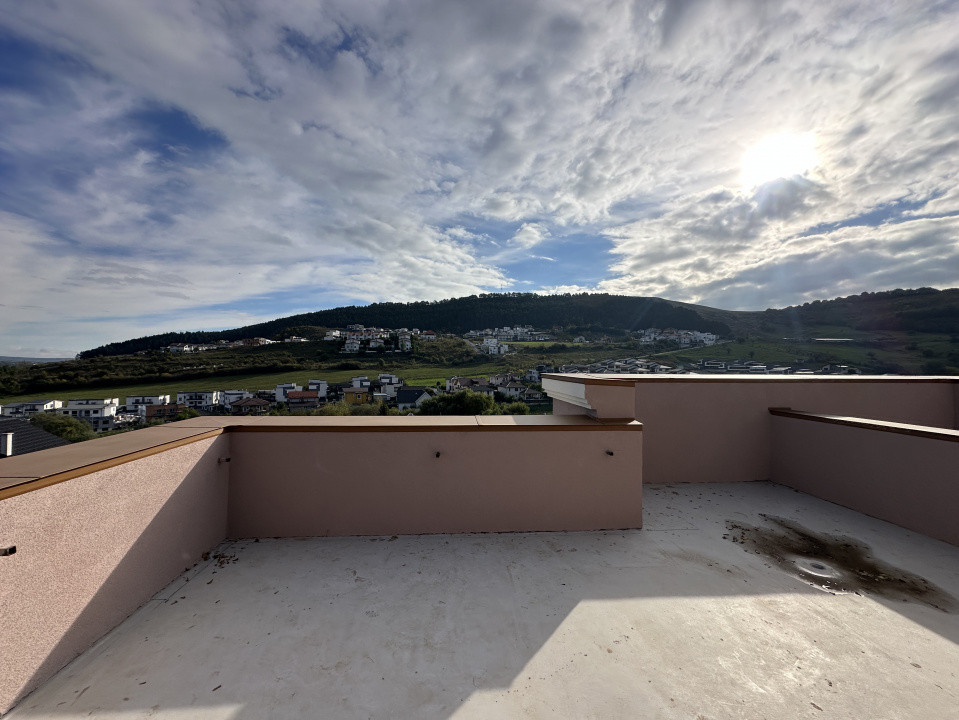 Duplex modern cu terasa circulara l Strada Tautiului 