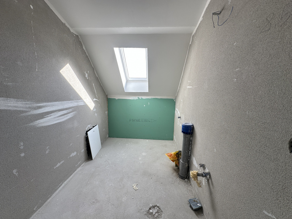 Apartament spatios cu terasa l Bloc nou l Zona Cetatii - Floresti 