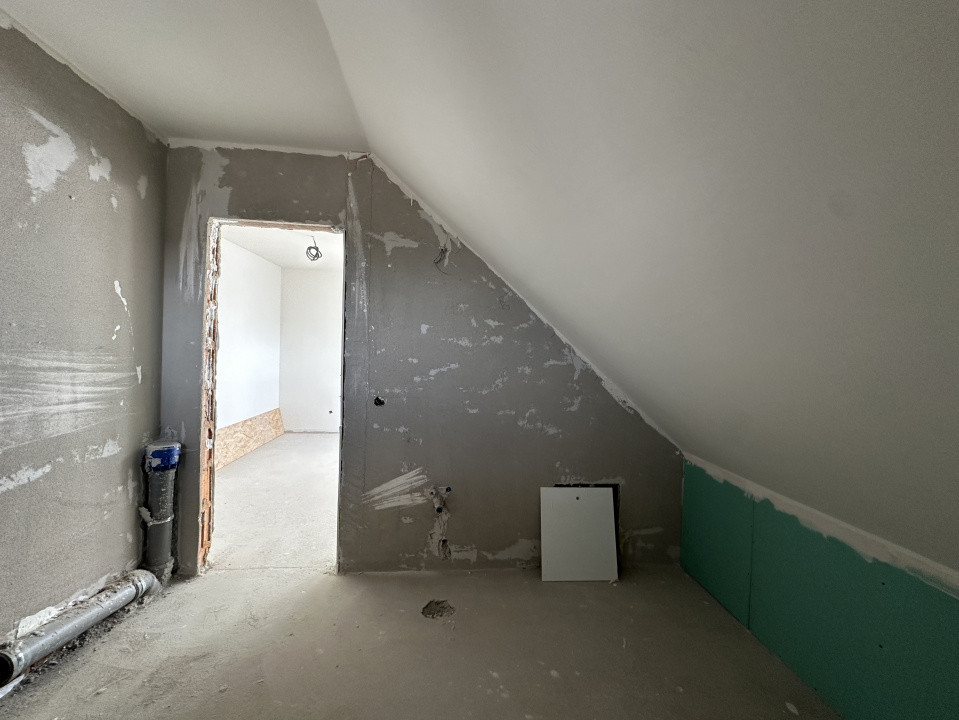 Apartament spatios cu terasa l Bloc nou l Zona Cetatii - Floresti