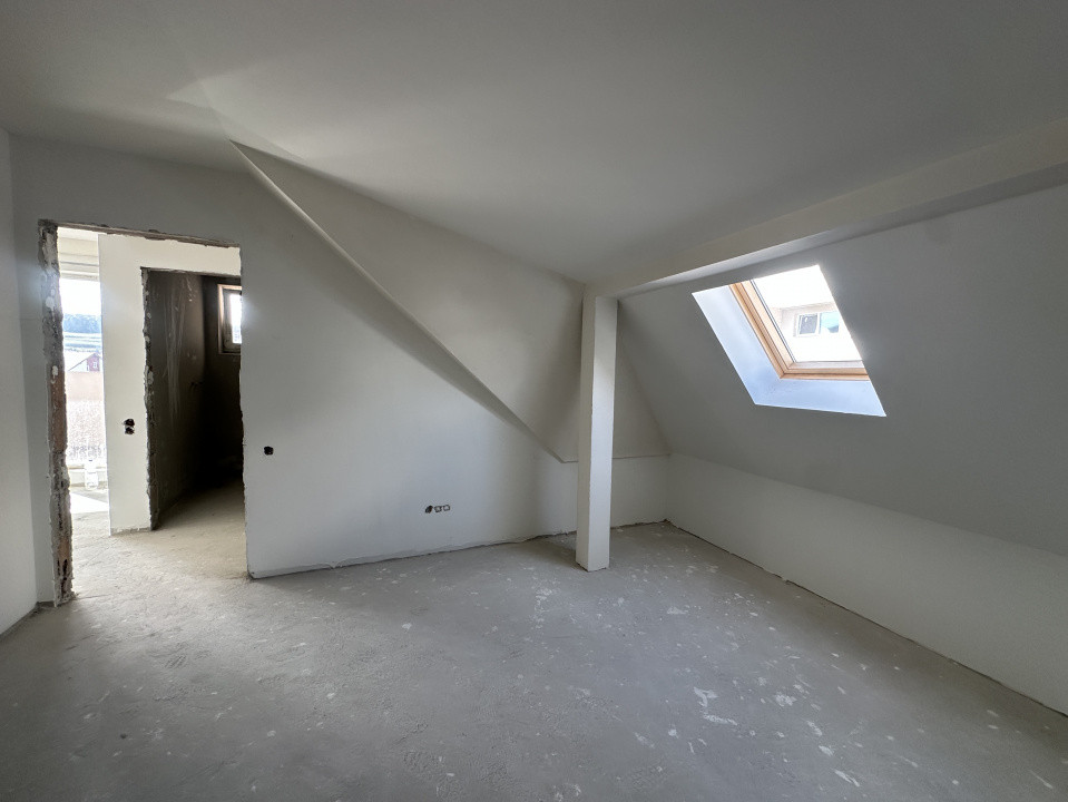 Apartament spatios cu terasa l Bloc nou l Zona Cetatii - Floresti