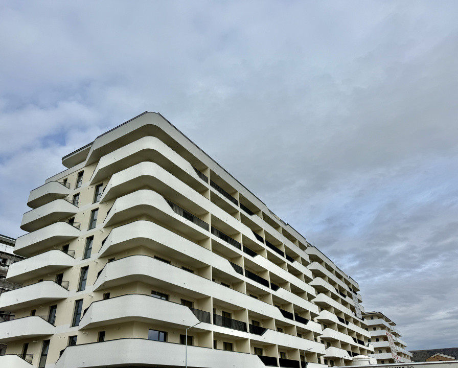 Apartament semifinisat 2 camere, ansamblu nou, Eroilor 