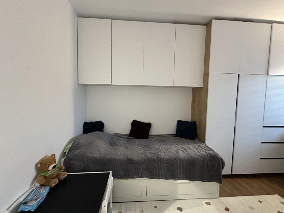 Apartament spatios cu 3 camere si 2 bai l bloc nou l zona Cetatii