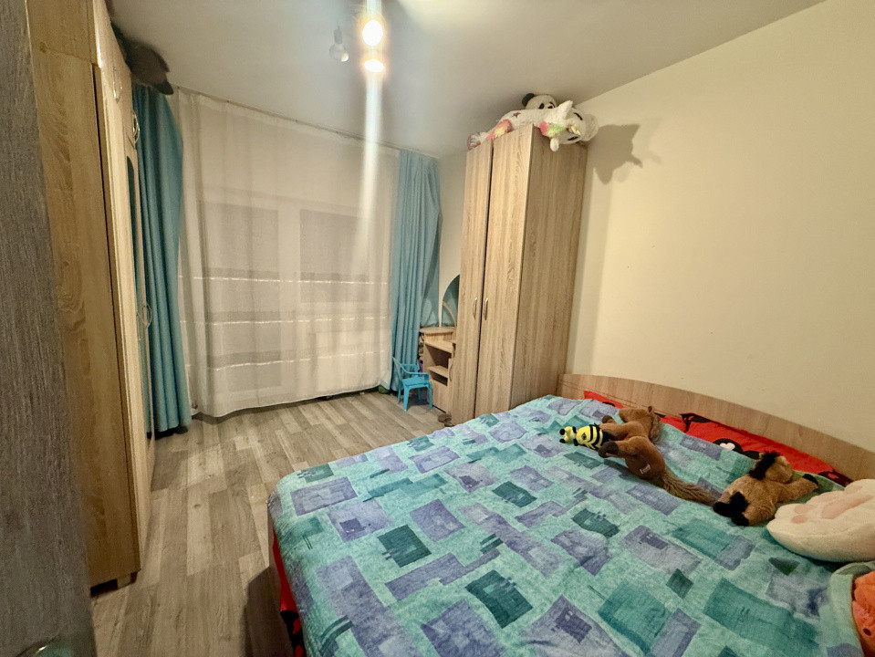 Apartament spațios, 51 mp, 2 camere, zona Vivo 