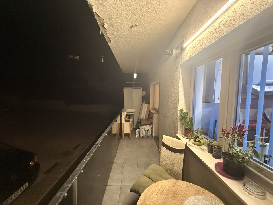 Apartament spațios, 51 mp, 2 camere, zona Vivo 