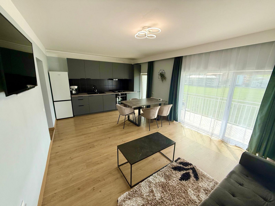 Apartament spatios cu finisaje moderne l zona Porii 