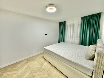 Apartament 3 camere, LUX, bloc nou, zona Cetatii