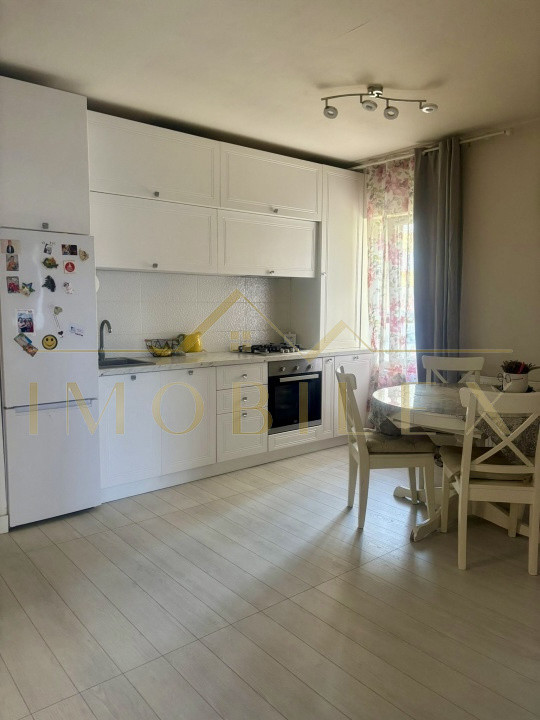 Apartament modern 2 camere, zona Florilor 