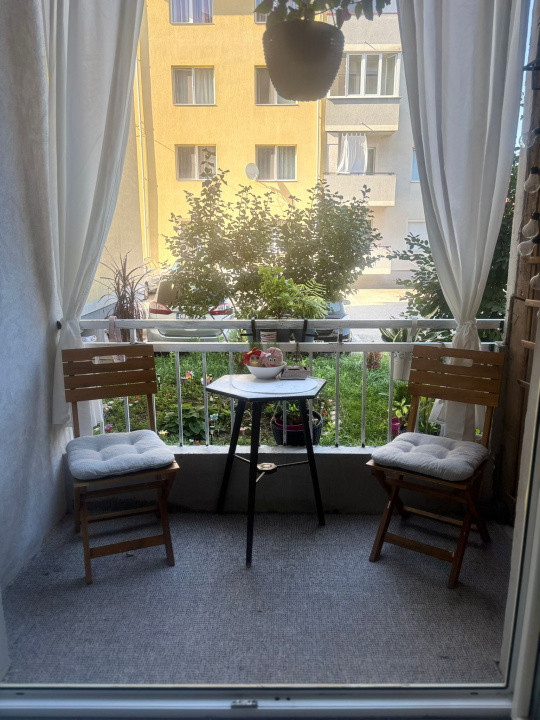 Apartament modern cu 2 camere si bucatarie l zona Florilor 