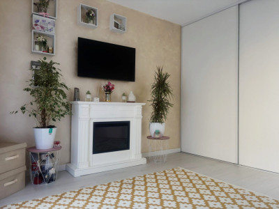 Apartament modern cu 2 camere si bucatarie l zona Florilor 