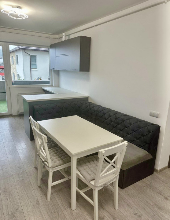 Apartament 3 camere, terasa 53mp, modern de închiriat, zona Teilor