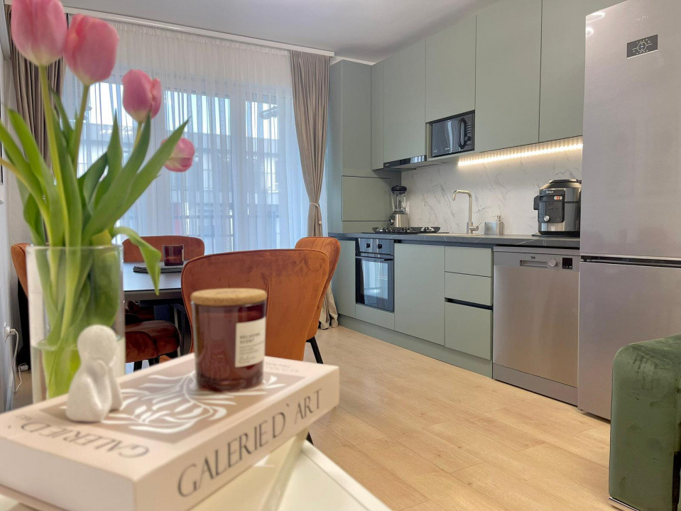 Apartament spatios cu finisaje moderne, 3 camere si 2 bai, zona Abatorului