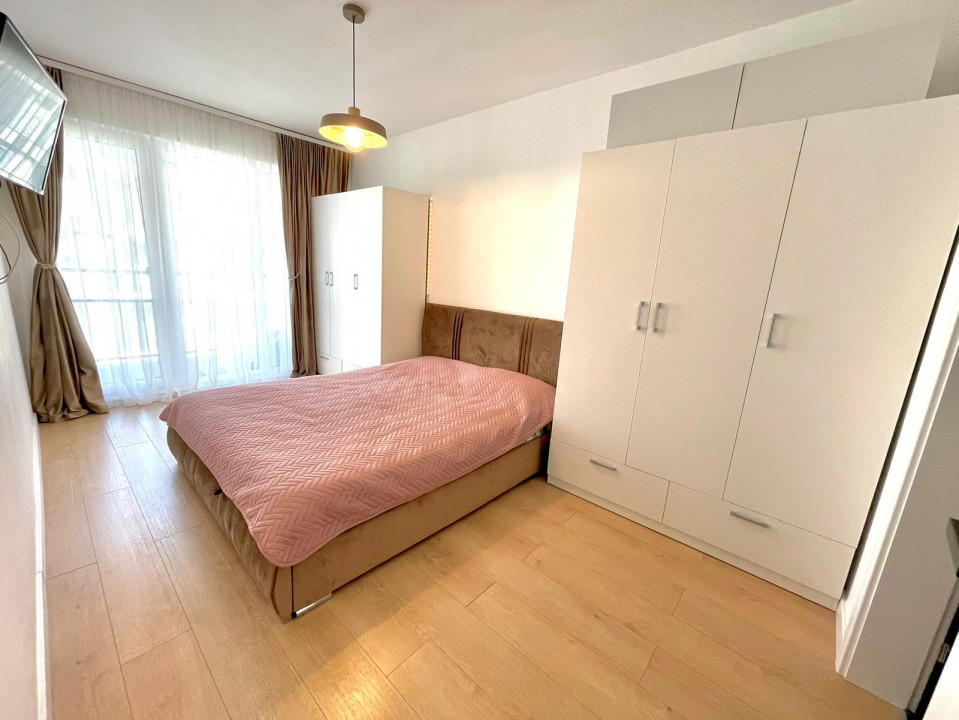 Apartament spatios cu finisaje moderne, 3 camere si 2 bai, zona Abatorului