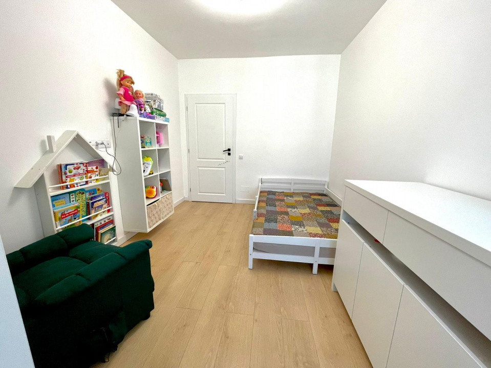 Apartament spatios cu finisaje moderne, 3 camere si 2 bai, zona Abatorului