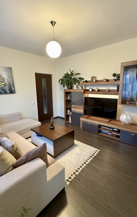 Apartament spatios 2 camere, 54 mp, zona Stadionului