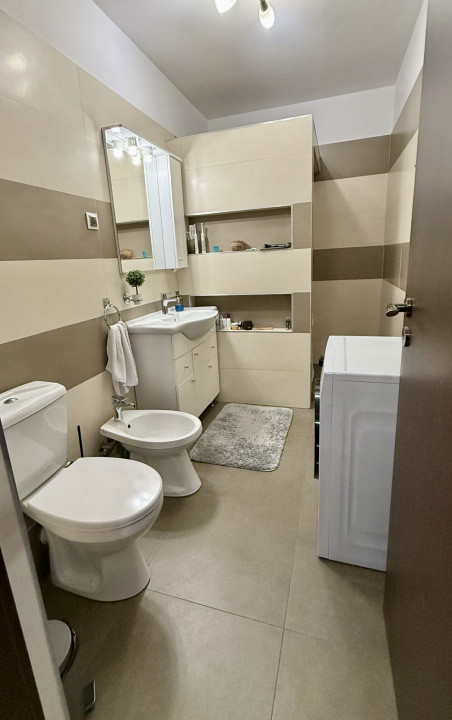 Apartament spatios 2 camere, 54 mp, zona Stadionului