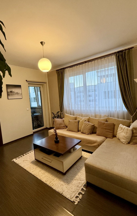 Apartament spatios 2 camere, 54 mp, zona Stadionului