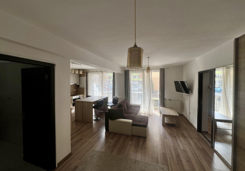 Apartament spațios, 3 camere, zona Porii