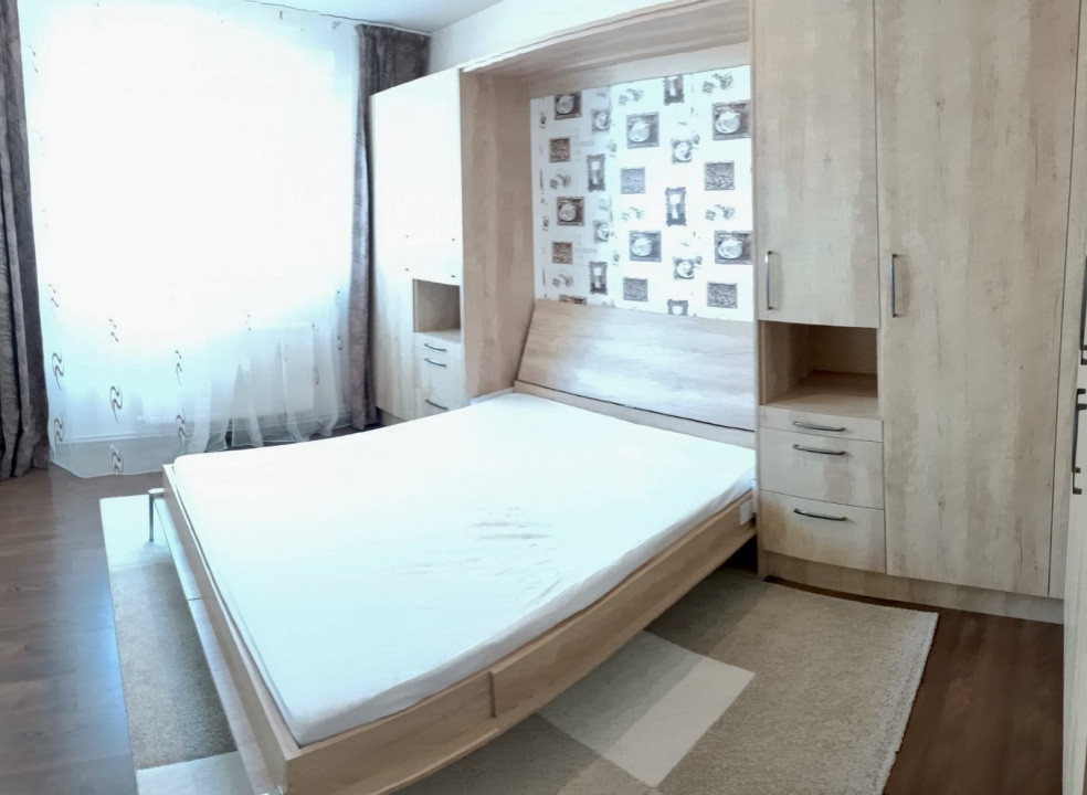 Apartament 3 camere, zona Tineretului