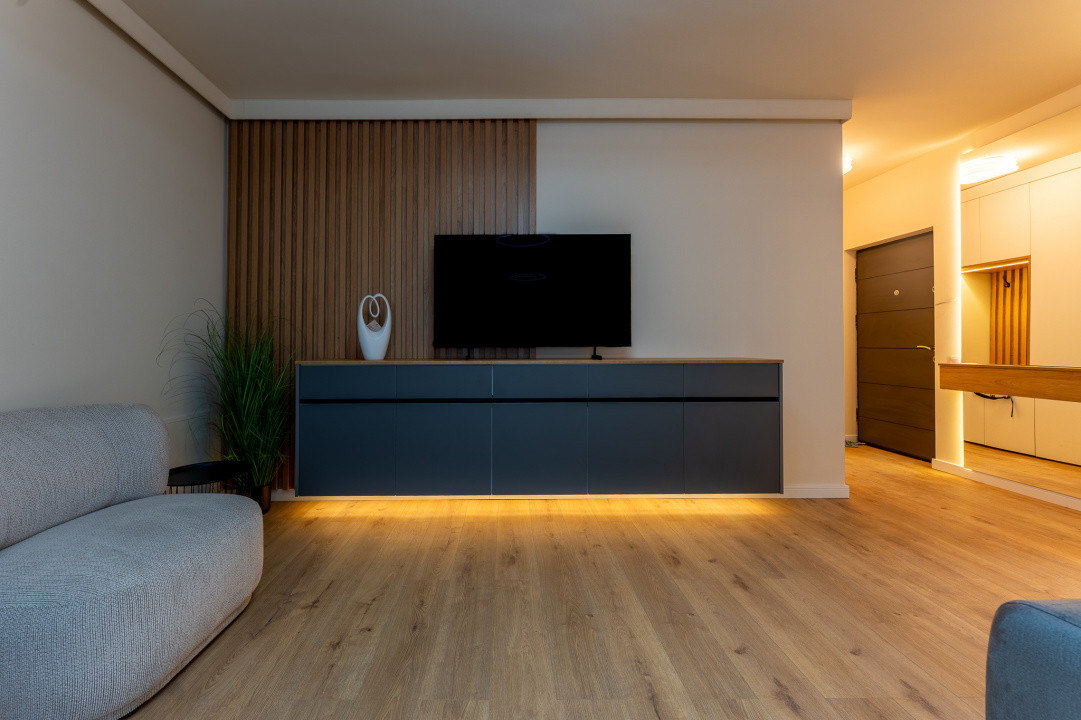 Apartament 2 camere, mobilat LUX, bloc nou, zona Eroilor 