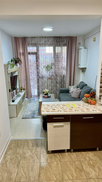 Apartament 2 camere, grădină 38 mp, zona Sesul de Sus