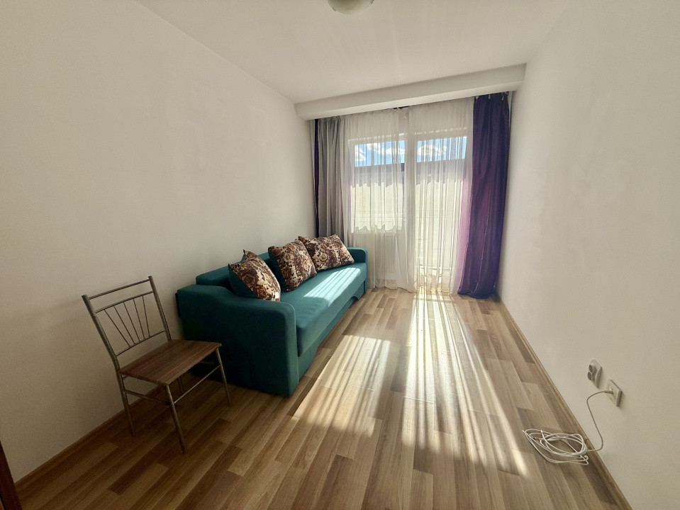 Apartament 2 camere, decomandate, zona Eroilor