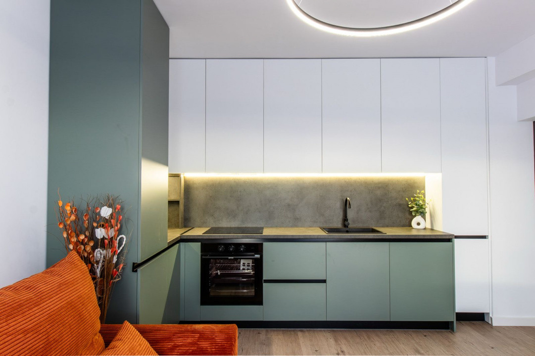 Apartament de lux, 2 camere , terasa , zona Urusagului