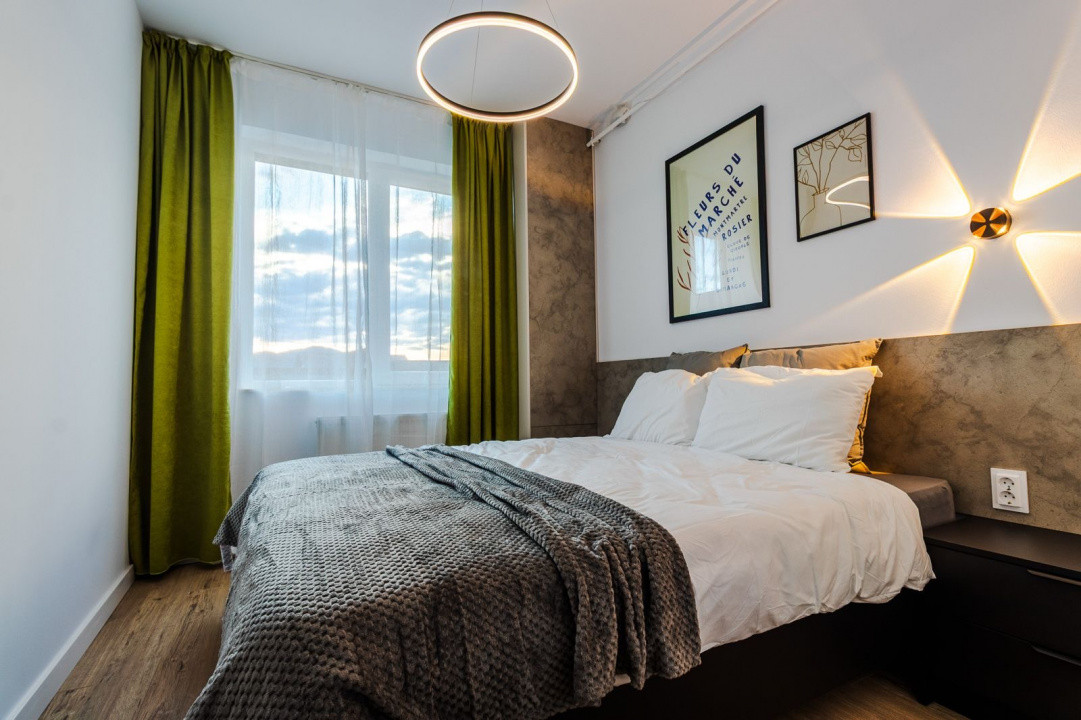 Apartament de lux, 2 camere , terasa , zona Urusagului