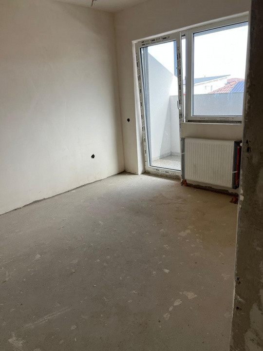 Apartament spațios 3 camere, semifinisat, bloc nou, zona Sesul de Sus