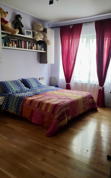 Apartament 3 camere, mobilat, zona Sesul de Sus