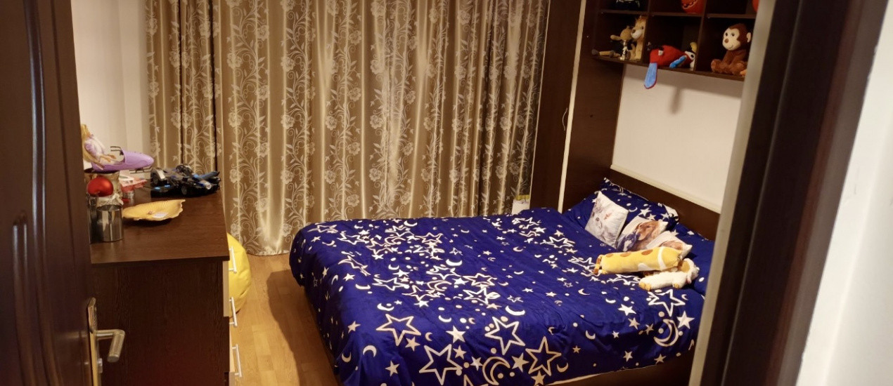 Apartament spațios 3 camere, zona Sesul de Sus
