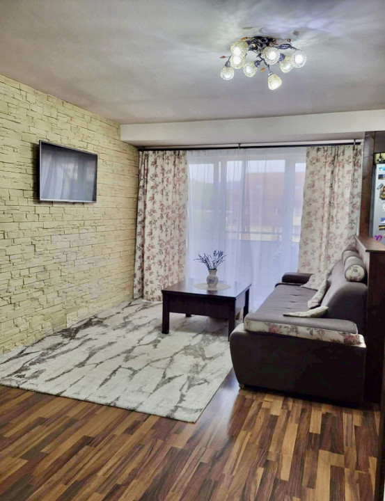 Apartament spațios 74 mp, 3 camere, zona Eroilor