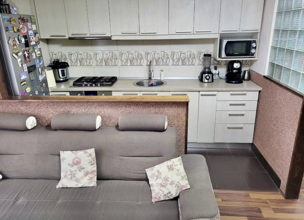 Apartament spațios 74 mp, 3 camere, zona Eroilor