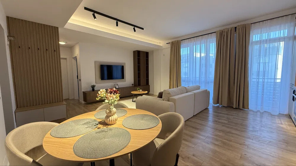 Apartament spatios cu finisaje de LUX l zona VIVO - strada Razoare 
