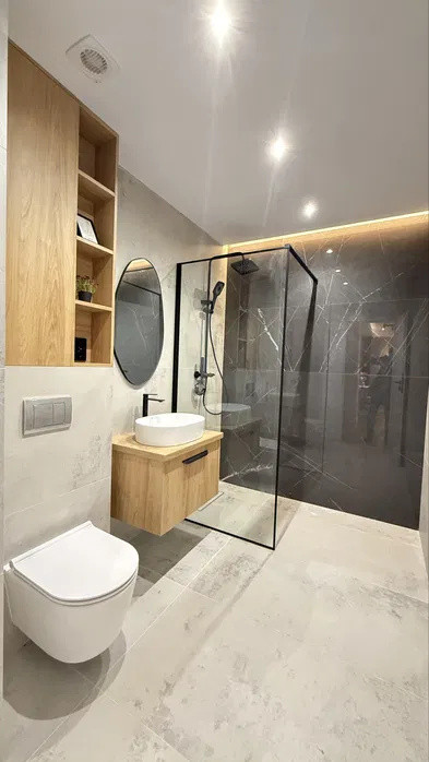 Apartament spatios cu finisaje de LUX l zona VIVO - strada Razoare 