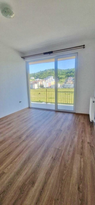 Apartament FINISAT 2 camere, 50mp, terasa, zona Porii