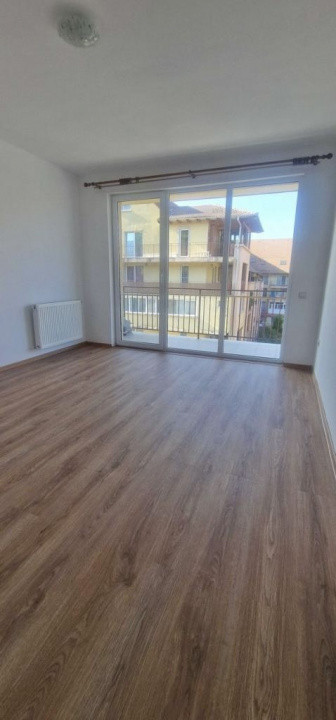 Apartament FINISAT 2 camere, 50mp, terasa, zona Porii