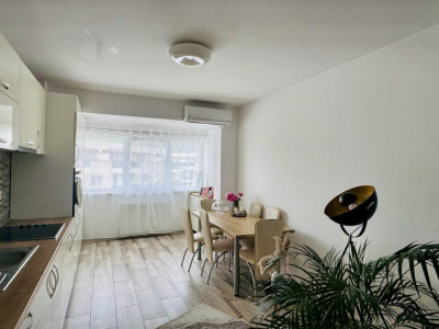 Apartament spațios 67 mp, zona Florilor