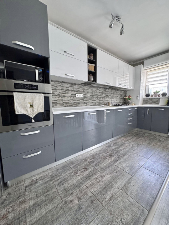 Apartament 3 camere, 62mp, mobilat, zona Stadionului 