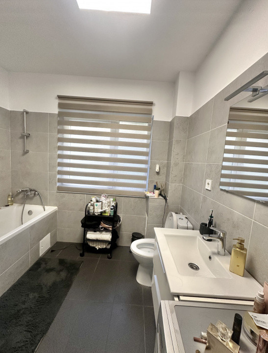 Apartament spatios 2 camere, 56mp, mobilat, zona Vivo 