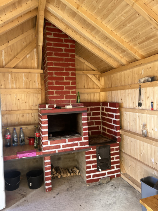 Cabană cu 4 camere si teren de 1000 mp în Mărișel 