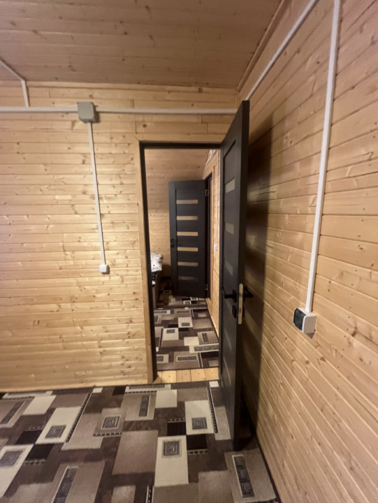 Cabană cu 4 camere si teren de 1000 mp în Mărișel 