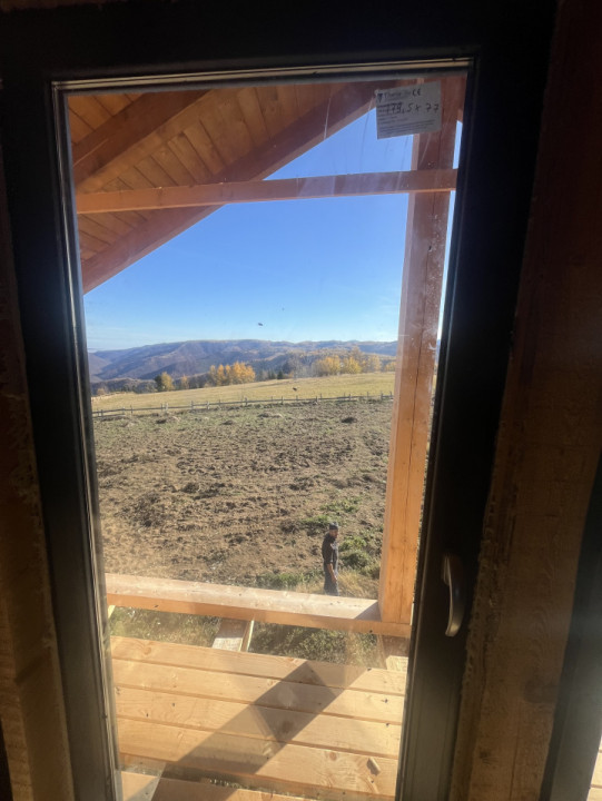 Cabană P+ M  de 84 mp utili și teren de 1000 mp în Mărișel 