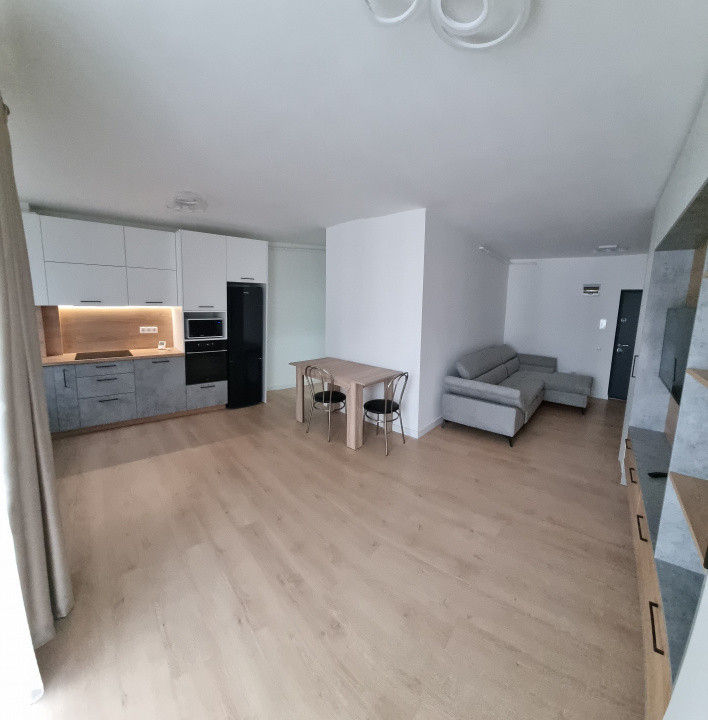 Apartament spatios cu finisaje moderne l zona Parc Poligon