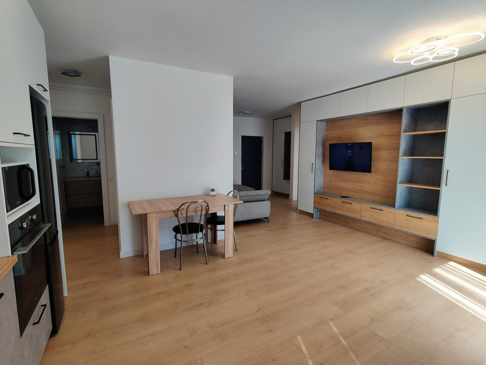Apartament spatios cu finisaje moderne l zona Parc Poligon