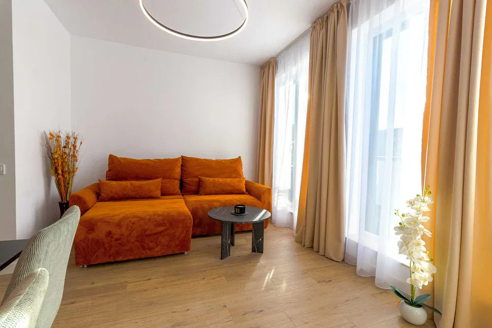Apartament de lux, 2 camere, terasa, zona Urusagului