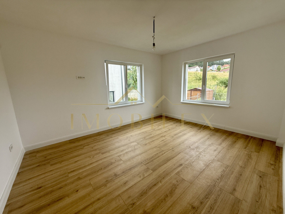 Casă individuală FINISATĂ nou, 4 camere, 3 băi, view superb, zona Vivo