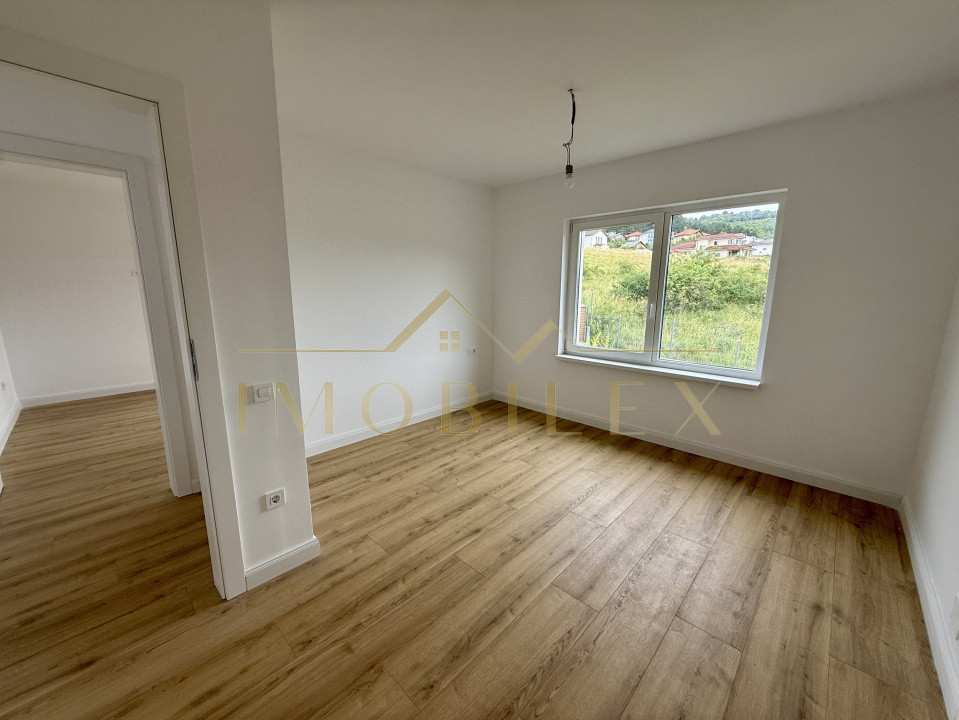 Casă individuală FINISATĂ nou, 4 camere, 3 băi, view superb, zona Vivo