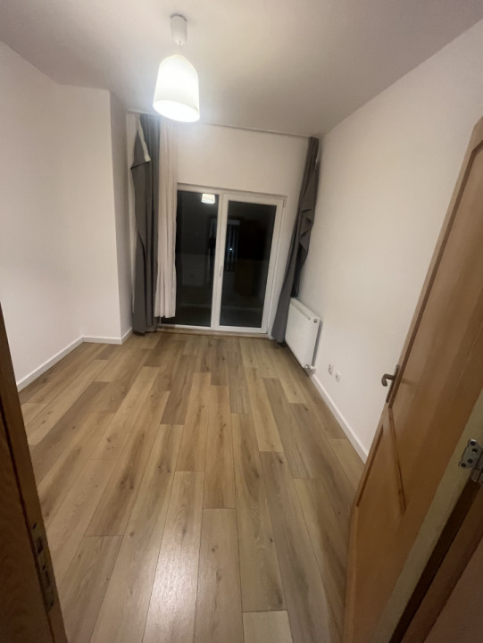 Apartament 3 camere FINISAT NOU, terasa, zona BMW